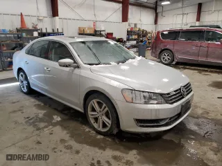 2014 Volkswagen Passat SE with VIN 1VWBP7A3XEC001570, listed as a Copart auction lot 45504675 with 139,112 mi miles and Clean Title. Bid and sale history available at carsss.com. Image 4.