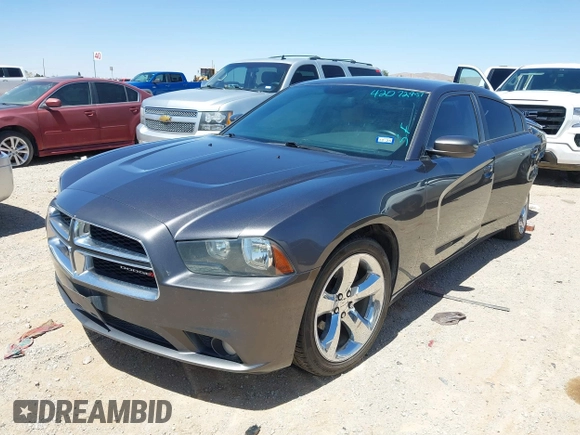 2014 Dodge Charger SXT z VIN 2C3CDXHG3EH339404, wystawiony jako IAAI lot #42072957 z przebiegiem 125 183 mil mil oraz . Historia ofert i sprzedaży dostępna na DreamBid. Obrazek 18.