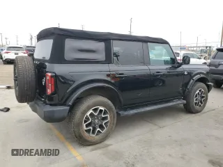2022 Ford Bronco z VIN 1FMDE5BH2NLB22556, wystawiony jako Copart lot #60717055 z przebiegiem 27 757 mil mil oraz Szkoda całkowita • Salvage title. Historia ofert i sprzedaży dostępna na DreamBid. Obrazek 3.