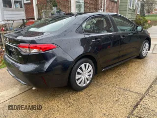 2020 Toyota Corolla LE with VIN 5YFEPRAE7LP104608, listed as a Copart auction lot 52358585 with 48,825 mi miles and Clean Title. Bid and sale history available at DreamBid. Image 4.