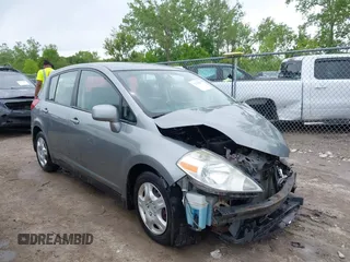 2009 Nissan Versa SL with VIN 3N1BC13E69L485552, listed as a IAAI auction lot 42330043 with 84,640 mi miles and . Bid and sale history available at DreamBid. Image 1.