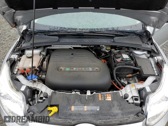 2013 Ford Focus Electric with VIN 1FADP3R43DL196997, listed as a Copart auction lot 43476355 with 77,071 mi miles and Salvage title. Bid and sale history available at DreamBid. Image 14.