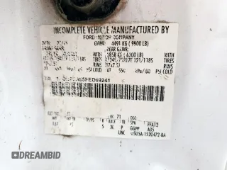 2015 Ford F-250 XL с VIN 1FDBF2A65FED69241, выставлен на аукционе Copart как лот 53189855 с пробегом 170 561 миль миль и Списание • Salvage title. История ставок и продаж доступна на DreamBid. Изображение 12.