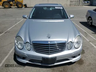 2009 Mercedes-Benz E-Class Luxury 3.5L with VIN WDBUF56X39B425021, listed as a Copart auction lot 53400295 with 0 mi miles and Clean Title. Bid and sale history available at carsss.com. Image 5.