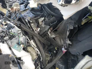 2017 Ford Focus Titanium z VIN 1FADP3N23HL291408, wystawiony jako Copart lot #83876124 z przebiegiem Nie podano mil oraz Szkoda całkowita • Salvage title. Historia ofert i sprzedaży dostępna na DreamBid. Obrazek 8.
