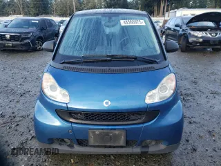 2010 Smart fortwo Pure z VIN WMEEJ3BA3AK353317, wystawiony jako Copart lot #48560975 z przebiegiem 163 175 mil mil oraz Czysty tytuł • Clean title. Historia ofert i sprzedaży dostępna na DreamBid. Obrazek 5.