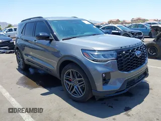 2025 Ford Explorer ST-Line с VIN 1FMUK7KH6SGA94253, выставлен на аукционе IAAI как лот 42477118 с пробегом 4 828 миль миль и . История ставок и продаж доступна на DreamBid. Изображение 1.