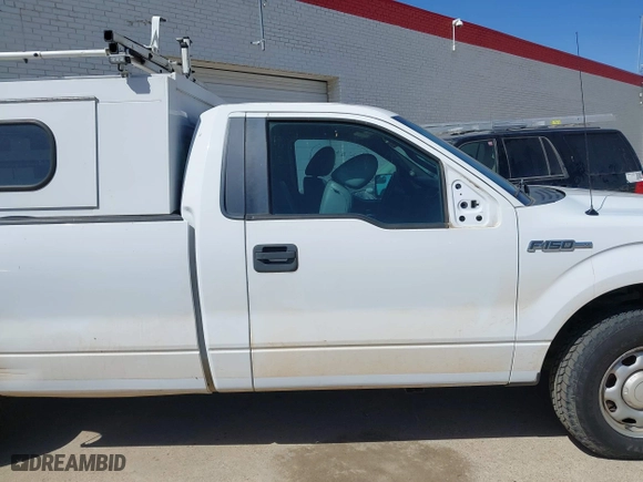 2014 Ford F-150 XL with VIN 1FTMF1CM4EKG22844, listed as a IAAI auction lot 41669259 with 242,141 mi miles. Bid and sale history available at carsss.com. Image 12.