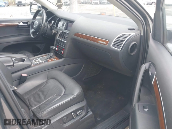 2013 Audi Q7 3.0T Premium Plus with VIN WA1LGAFE8DD014173, listed as a IAAI auction lot 41855929 with 156,617 mi miles. Bid and sale history available at carsss.com. Image 5.