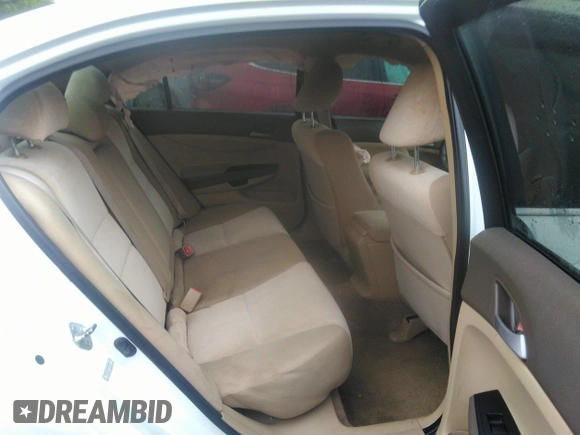 2010 Honda Accord LX z VIN 1HGCP2F37AA190348, wystawiony jako IAAI lot #32994172 z przebiegiem 181 578 mil mil oraz . Historia ofert i sprzedaży dostępna na DreamBid. Obrazek 8.
