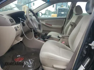 2007 Toyota Corolla CE z VIN 2T1BR32E57C801693, wystawiony jako Copart lot #57646375 z przebiegiem 221 264 mil mil oraz Szkoda całkowita • Salvage title. Historia ofert i sprzedaży dostępna na DreamBid. Obrazek 7.
