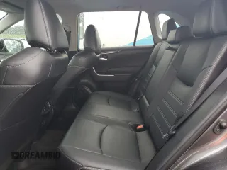 2021 Toyota RAV4 XLE Premium z VIN 2T3C1RFV0MC106727, wystawiony jako Copart lot #59282205 z przebiegiem 48 074 mil mil oraz Szkoda całkowita • Salvage title. Historia ofert i sprzedaży dostępna na DreamBid. Obrazek 11.