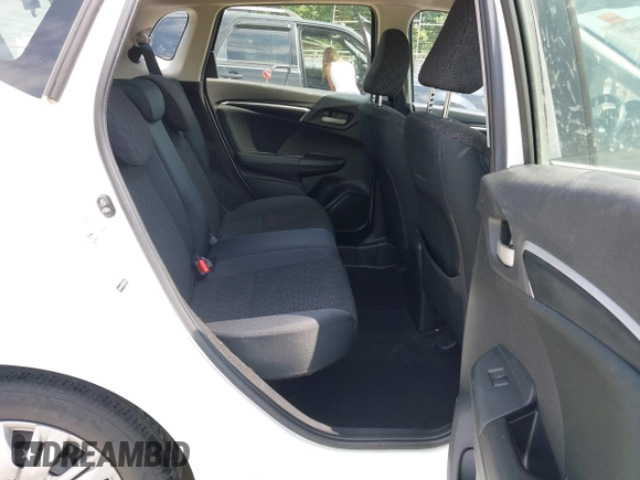 2016 Honda Fit LX с VIN JHMGK5H58GX018347, выставлен на аукционе IAAI как лот 42469807 с пробегом 110 902 миль миль и . История ставок и продаж доступна на DreamBid. Изображение 8.