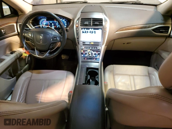 2018 Lincoln MKZ Select z VIN 3LN6L5C99JR621212, wystawiony jako Copart lot #44551225 z przebiegiem 121 303 mil mil oraz Szkoda całkowita • Salvage title. Historia ofert i sprzedaży dostępna na DreamBid. Obrazek 8.