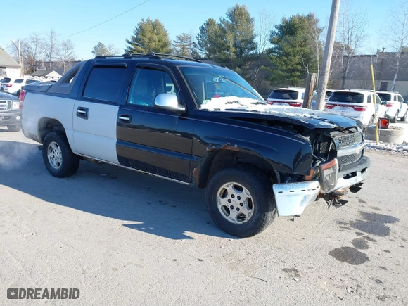 2005 Chevrolet Avalanche Z71 with VIN 3GNEK12ZX5G210052, listed as a IAAI auction lot 41327694 with 145,716 mi miles. Bid and sale history available at carsss.com. Image 1.
