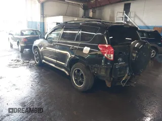 2007 Toyota RAV4 with VIN JTMBK33V876026882, listed as a IAAI auction lot 41541825 with 298,162 mi miles. Bid and sale history available at carsss.com. Image 3.