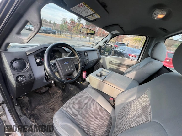 2015 Ford F-350 XL with VIN 1FTRF3AT9FEC55001, listed as a Copart auction lot 81561384 with 161,579 mi miles and Clean Title. Bid and sale history available at DreamBid. Image 5.