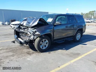 2017 Toyota 4Runner SR5 with VIN JTEZU5JR7H5154009, listed as a IAAI auction lot 41351354 with 127,781 mi miles. Bid and sale history available at carsss.com. Image 17.