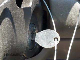 2005 Nissan Sentra S z VIN 3N1CB51D55L502425, wystawiony jako IAAI lot #42392811 z przebiegiem 152 204 mil mil oraz . Historia ofert i sprzedaży dostępna na DreamBid. Obrazek 11.