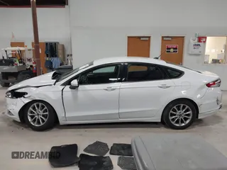 2017 Ford Fusion SE with VIN 3FA6P0H7XHR355914, listed as a IAAI auction lot 41983458 with 118,403 mi miles. Bid and sale history available at carsss.com. Image 14.