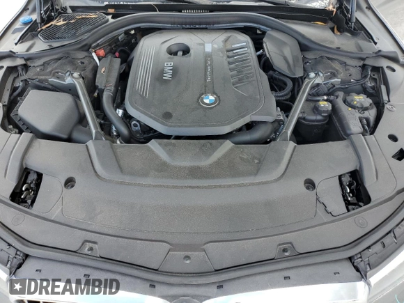 2018 BMW 7 Series 740i xDrive with VIN WBA7E4C51JGV23905, listed as a Copart auction lot 46949643 with 33,842 mi miles. Bid and sale history available at carsss.com. Image 11.