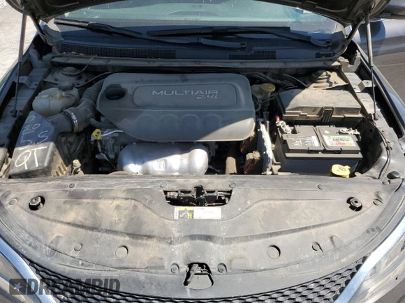 2015 Chrysler 200 Limited with VIN 1C3CCCAB2FN535692, listed as a Copart auction lot 52979025 with 78,299 mi miles and Salvage Title. Bid and sale history available at carsss.com. Image 12.
