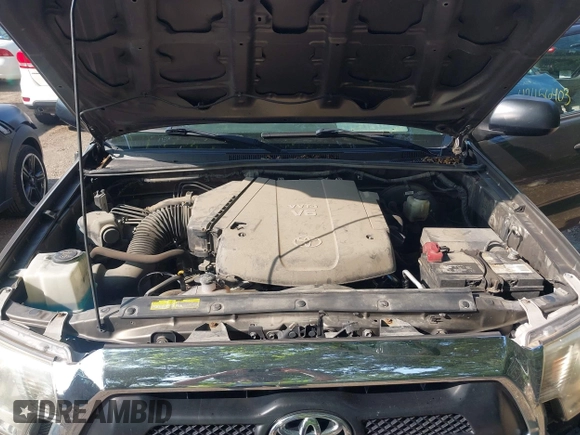 2014 Toyota Tacoma with VIN 5TFLU4EN2EX108616, listed as a IAAI auction lot 42456403 with 112,074 mi miles and . Bid and sale history available at DreamBid. Image 10.