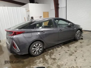 2021 Toyota Prius LE with VIN JTDKAMFP2M3188655, listed as a Copart auction lot 44873745 with 87,967 mi miles and Salvage Title. Bid and sale history available at DreamBid. Image 3.