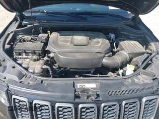 2017 Jeep Grand Cherokee Trailhawk with VIN 1C4RJFLG4HC940652, listed as a IAAI auction lot 42135489 with 102,593 mi miles and . Bid and sale history available at DreamBid. Image 10.