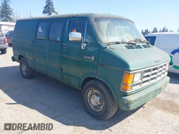 1989 Dodge Cargo with VIN 2B7HB21Y3KK331539, listed as a IAAI auction lot 42153481 with 19,425 mi miles. Bid and sale history available at carsss.com. Image 1.