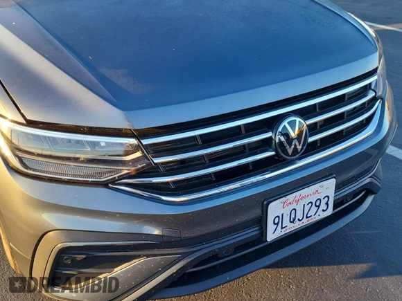 2024 Volkswagen Tiguan SE z VIN 3VV3B7AX0RM107010, wystawiony jako IAAI lot #42845198 z przebiegiem 22 903 mil mil oraz . Historia ofert i sprzedaży dostępna na DreamBid. Obrazek 26.