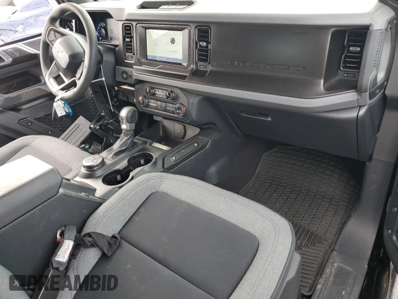 2022 Ford Bronco with VIN 1FMDE5AH1NLA90281, listed as a Copart auction lot 83901594 with 23,080 mi miles and Clean title. Bid and sale history available at DreamBid. Image 8.