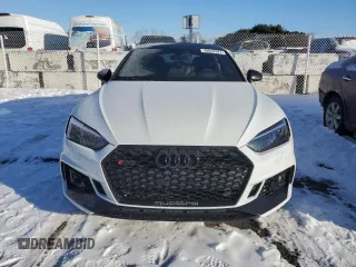 2019 Audi RS 5 Sportback z VIN WUABWCF55KA900422, wystawiony jako Copart lot #39042624 z przebiegiem 18 106 mil mil oraz . Historia ofert i sprzedaży dostępna na DreamBid. Obrazek 5.