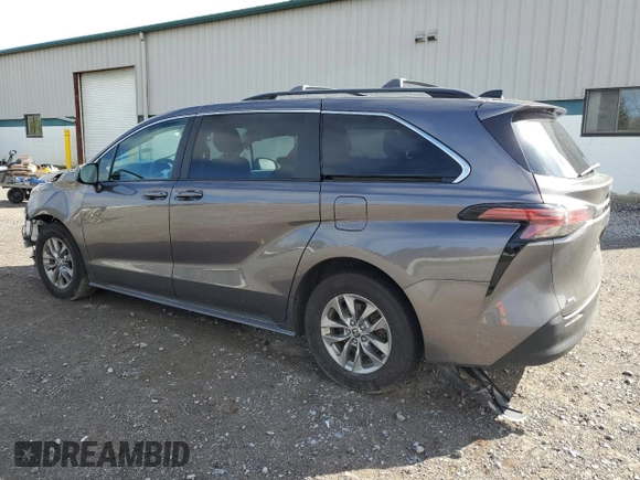 2022 Toyota Sienna LE z VIN 5TDKSKFC6NS063429, wystawiony jako Copart lot #54986965 z przebiegiem Nie podano mil oraz Szkody całkowita. Historia ofert i sprzedaży dostępna na DreamBid. Obrazek 2.