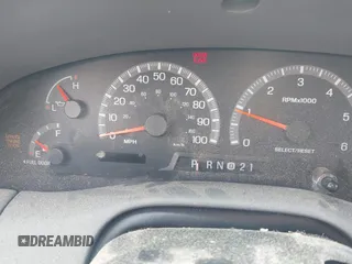 1999 Ford F-150 with VIN 1FTRX17W5XNC01330, listed as a IAAI auction lot 42101633 with 262,374 mi miles and . Bid and sale history available at DreamBid. Image 7.