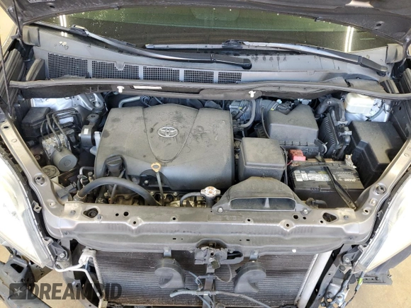 2017 Toyota Sienna XLE Auto Access Seat with VIN 5TDYZ3DC5HS800560, listed as a Copart auction lot 51084415 with 152,043 mi miles and Salvage Title. Bid and sale history available at carsss.com. Image 12.