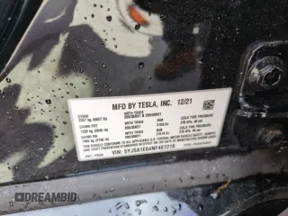 2022 Tesla Model S Plaid z VIN 5YJSA1E64NF461218, wystawiony jako Copart lot #74178794 z przebiegiem Nie podano mil oraz Szkoda całkowita • Salvage title. Historia ofert i sprzedaży dostępna na DreamBid. Obrazek 13.