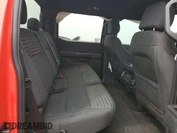 2021 Ford F-150 XL z VIN 1FTEW1EP8MKE10930, wystawiony jako Copart lot #60818745 z przebiegiem Nie podano mil oraz Szkoda całkowita • Salvage title. Historia ofert i sprzedaży dostępna na DreamBid. Obrazek 10.