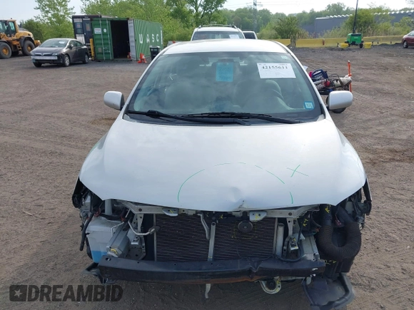 2013 Toyota Corolla L with VIN 2T1BU4EE3DC940460, listed as a IAAI auction lot 42155611 with 92,992 mi miles and . Bid and sale history available at carsss.com. Image 12.