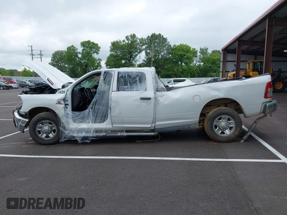 2020 Ram 2500 Tradesman with VIN 3C6UR4HL8LG272624, listed as a IAAI auction lot 42252814 with 166,908 mi miles and . Bid and sale history available at DreamBid. Image 14.