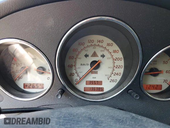 1998 Mercedes-Benz SLK-Class with VIN WDBKK47F1WF017477, listed as a Copart auction lot 70142844 with 136,385 mi miles and Clean Title. Bid and sale history available at carsss.com. Image 9.