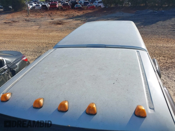 1999 Ford F-250 XL with VIN 1FTNX20L5XEC55084, listed as a IAAI auction lot 42050064 with 135,884 mi miles and . Bid and sale history available at DreamBid. Image 6.