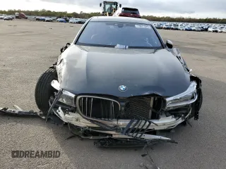 2018 BMW 7 Series M760i xDrive with VIN WBA7H6C53JG614984, listed as a Copart auction lot 73671322 with 28,191 mi miles. Bid and sale history available at carsss.com. Image 5.