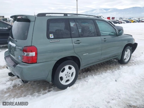 2007 Toyota Highlander w/3rd Row with VIN JTEEP21AX70212026, listed as a IAAI auction lot 41246120 with 196,319 mi miles. Bid and sale history available at carsss.com. Image 4.