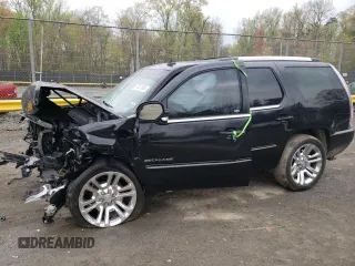 2012 Cadillac Escalade Premium z VIN 1GYS4CEF2CR297083, wystawiony jako Copart lot #53020805 z przebiegiem 180 900 mil mil oraz Szkoda całkowita • Salvage title. Historia ofert i sprzedaży dostępna na DreamBid. Obrazek 1.
