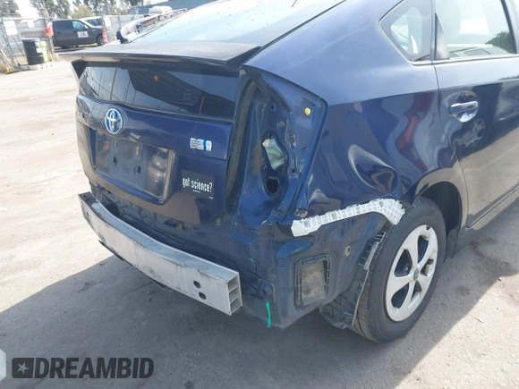2015 Toyota Prius Four with VIN JTDKN3DU3F0421647, listed as a IAAI auction lot 41830343 with 223,297 mi miles. Bid and sale history available at carsss.com. Image 6.