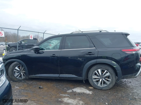 2024 Nissan Pathfinder SL with VIN 5N1DR3CC9RC284511, listed as a IAAI auction lot 41717753 with 2,200 mi miles. Bid and sale history available at carsss.com. Image 15.