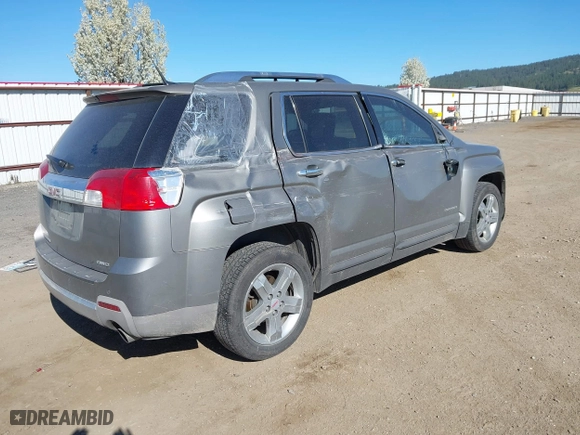 2012 GMC Terrain SLT-2 with VIN 2GKFLXE59C6351701, listed as a IAAI auction lot 42078590 with 124,841 mi miles. Bid and sale history available at carsss.com. Image 4.