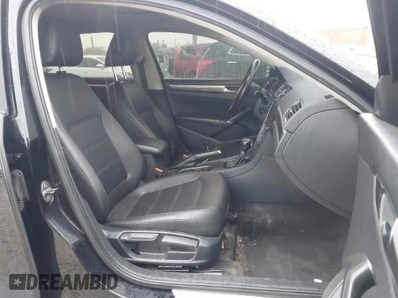 2016 Volkswagen Passat SE with VIN 1VWBS7A37GC069617, listed as a IAAI auction lot 41680890 with 139,457 mi miles and . Bid and sale history available at DreamBid. Image 5.