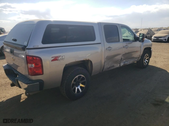 2008 Chevrolet Silverado 1500 LTZ with VIN 3GCEK13Y18G306543, listed as a Copart auction lot 76127754 with 198,073 mi miles and Salvage Title. Bid and sale history available at carsss.com. Image 3.